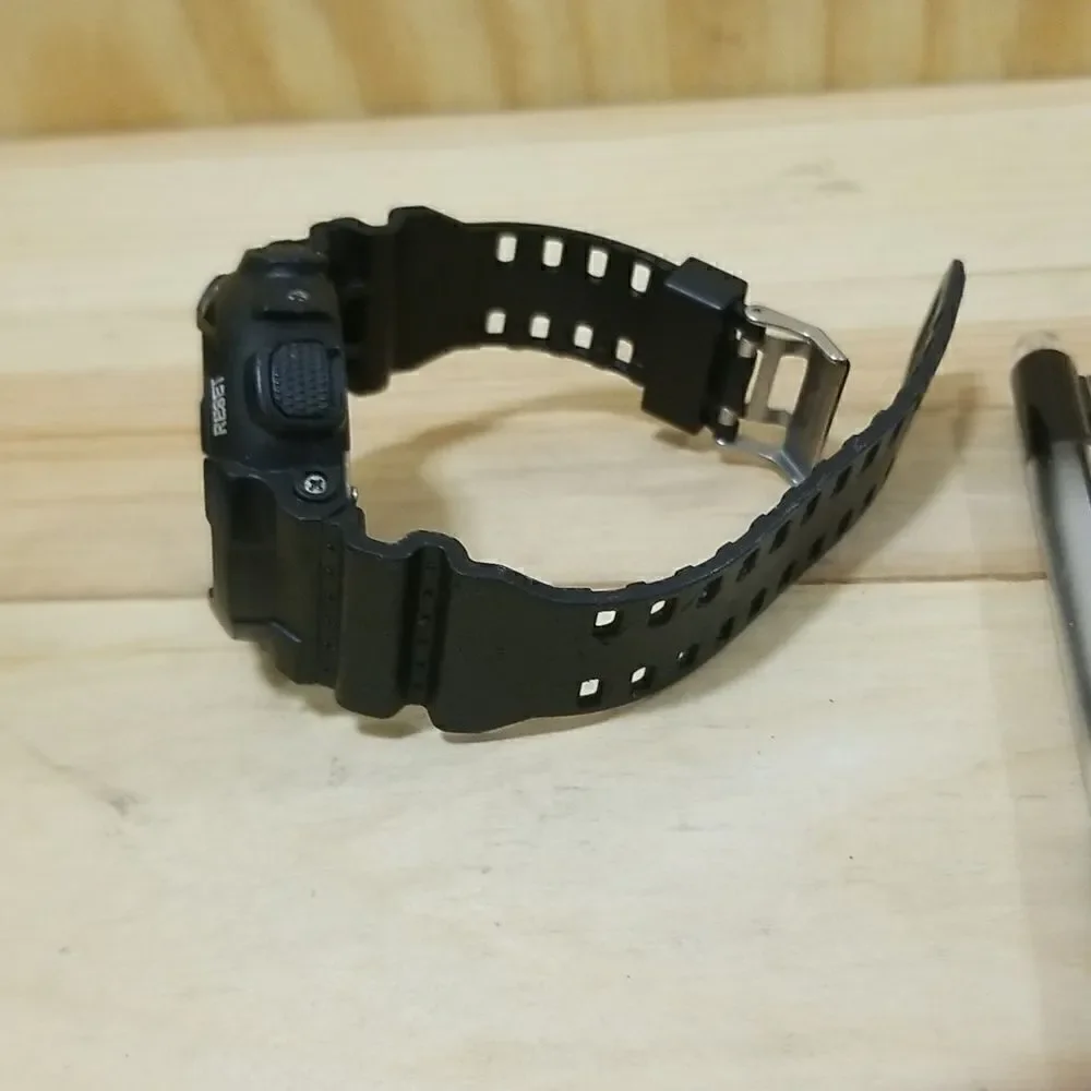 IZOD Sports Watch and TUL pen
